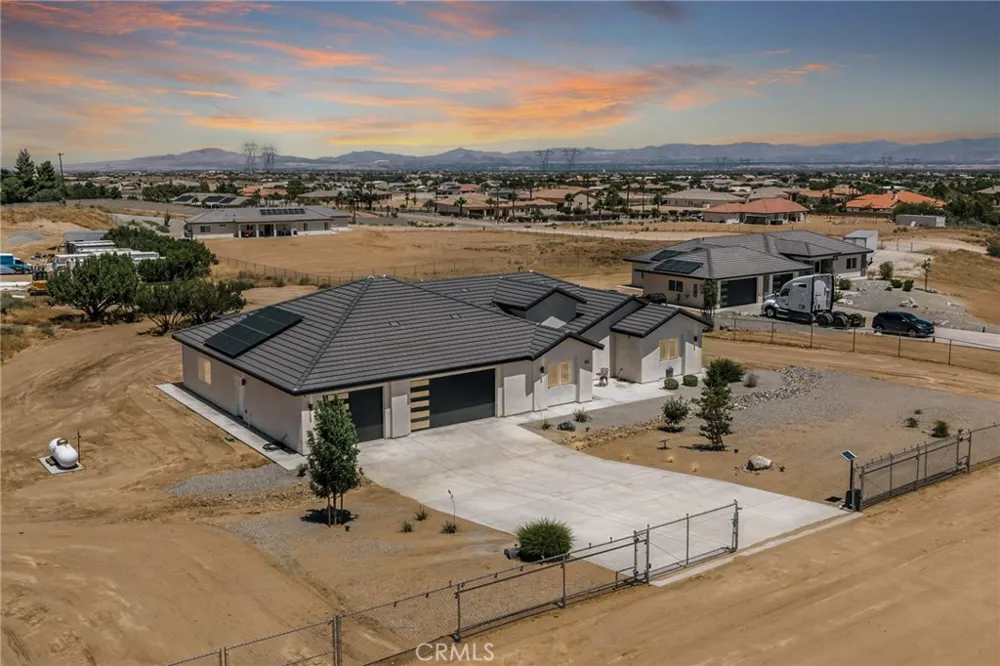 12026 Belmont Road Oak Hills, CA 92344