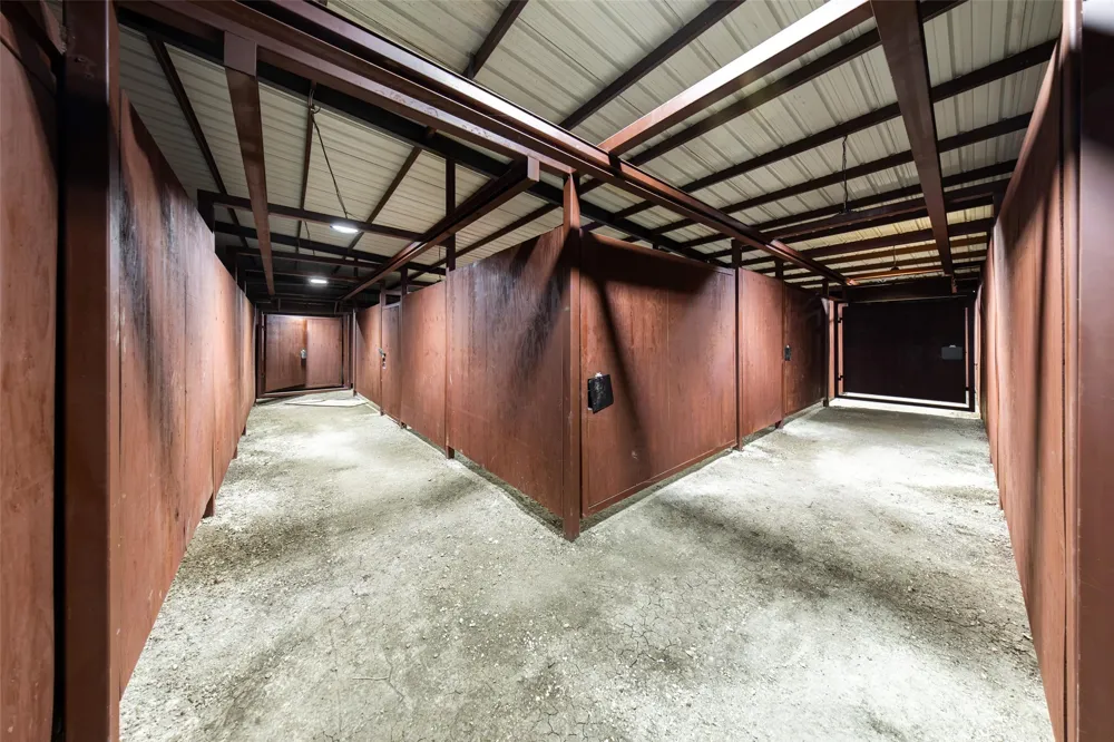 890 FM 573 Mullin, TX 76864