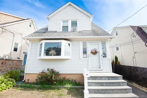 38 Emmett Terrace