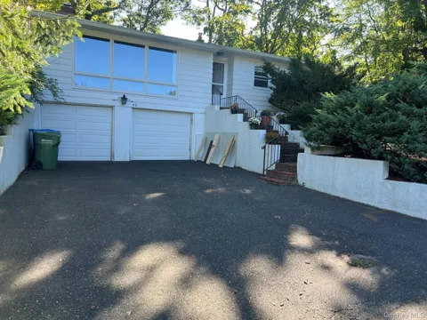 40 Laurel Drive