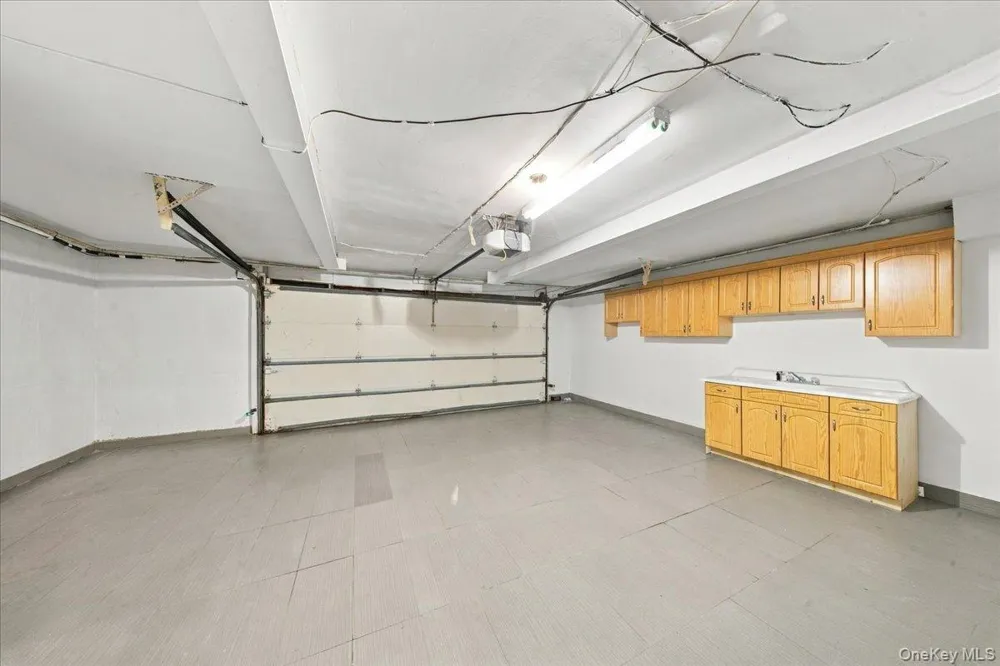 19 John Bean Court Port Washington, NY 11050