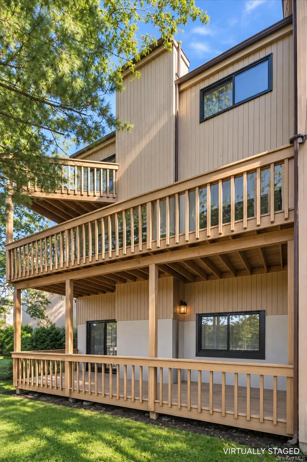 19 John Bean Court Port Washington, NY 11050