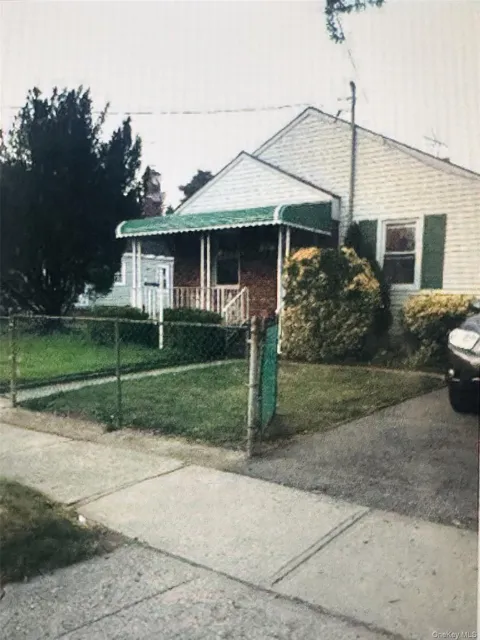 22 Gordon Avenue