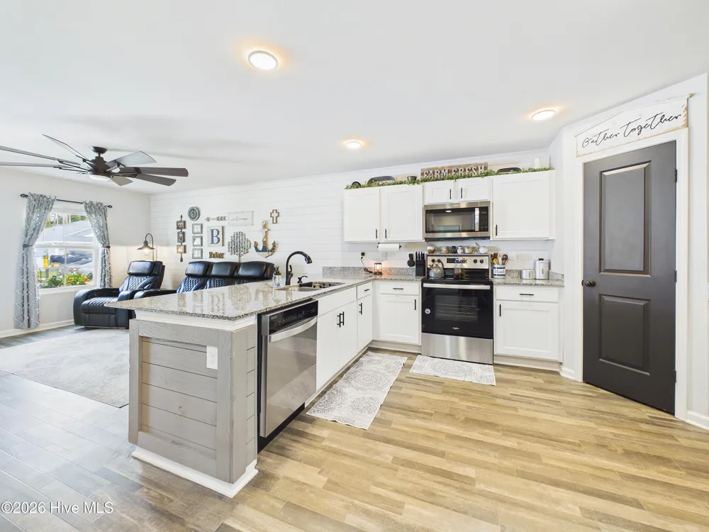 2504 Provence Drive SE Bolivia, NC 28422