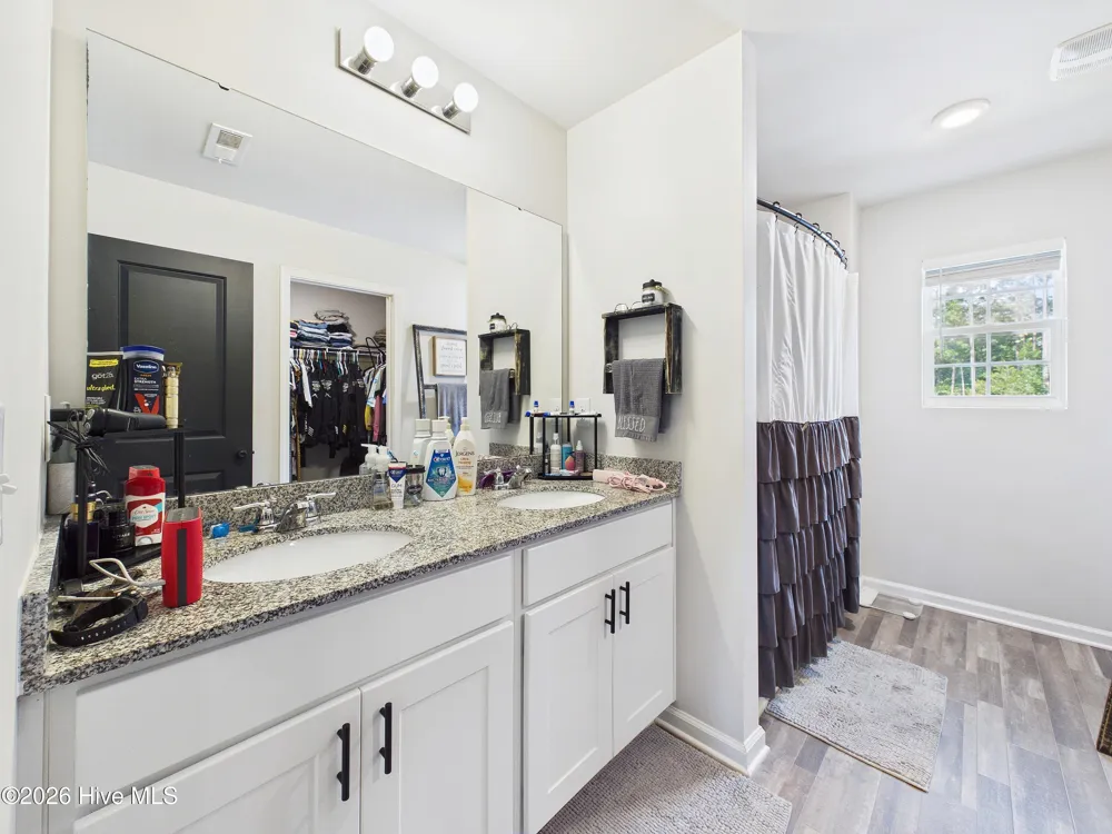 2504 Provence Drive SE Bolivia, NC 28422