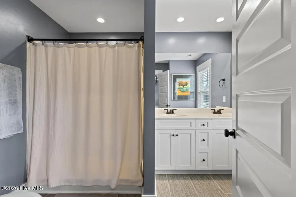 205 Bangor Court Hubert, NC 28539