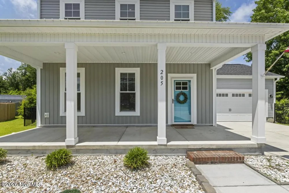 205 Bangor Court Hubert, NC 28539