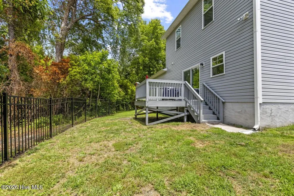205 Bangor Court Hubert, NC 28539