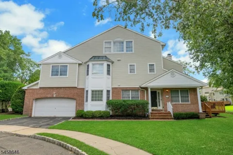 16 Mcmanus Ct