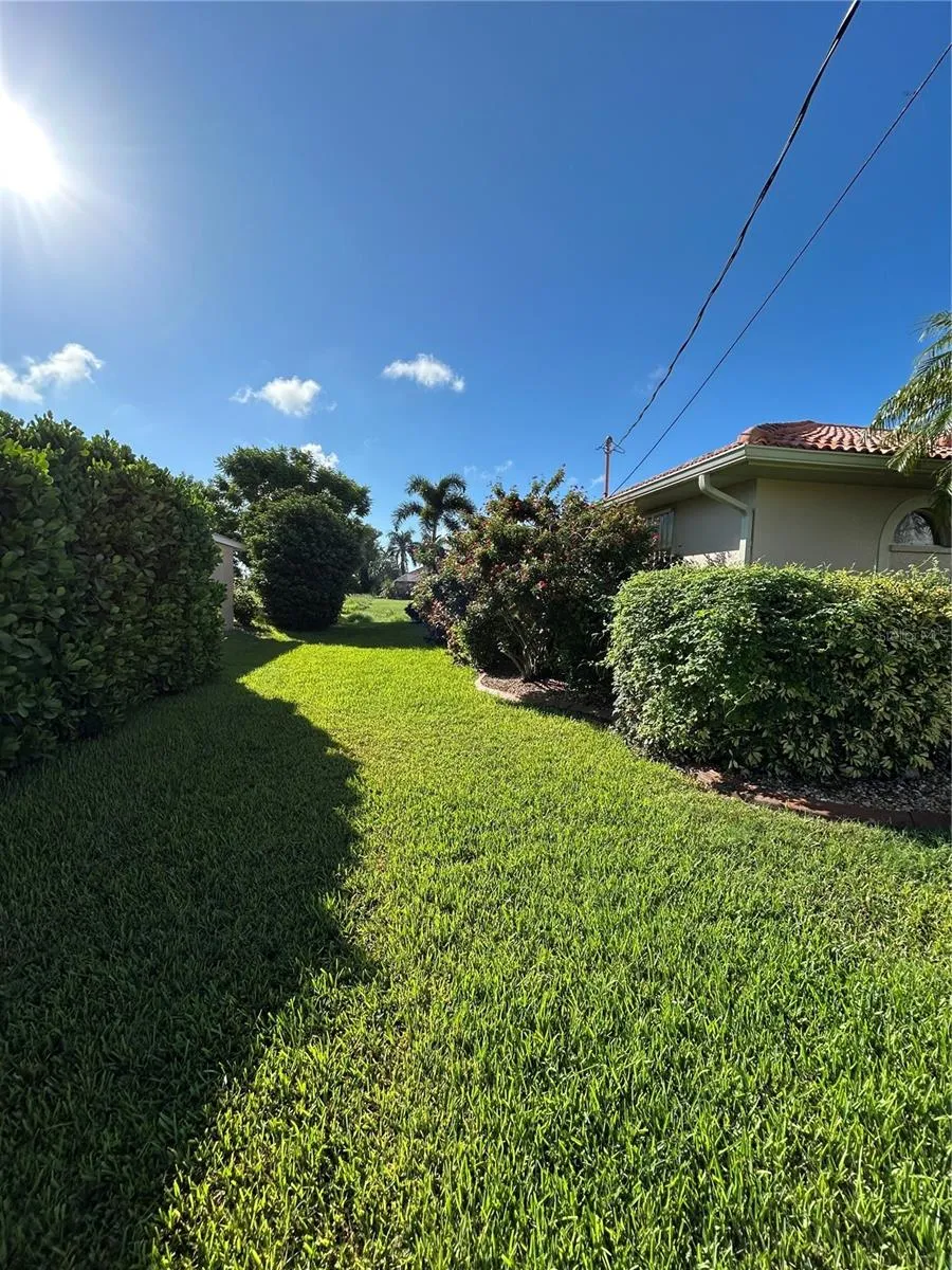225 SPORTSMAN ROAD Rotonda West, FL 33947