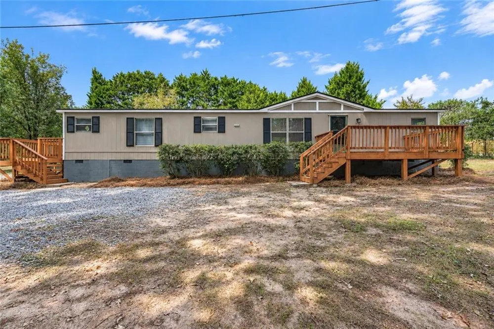 8155 Knight Lane Gainesville, GA 30506