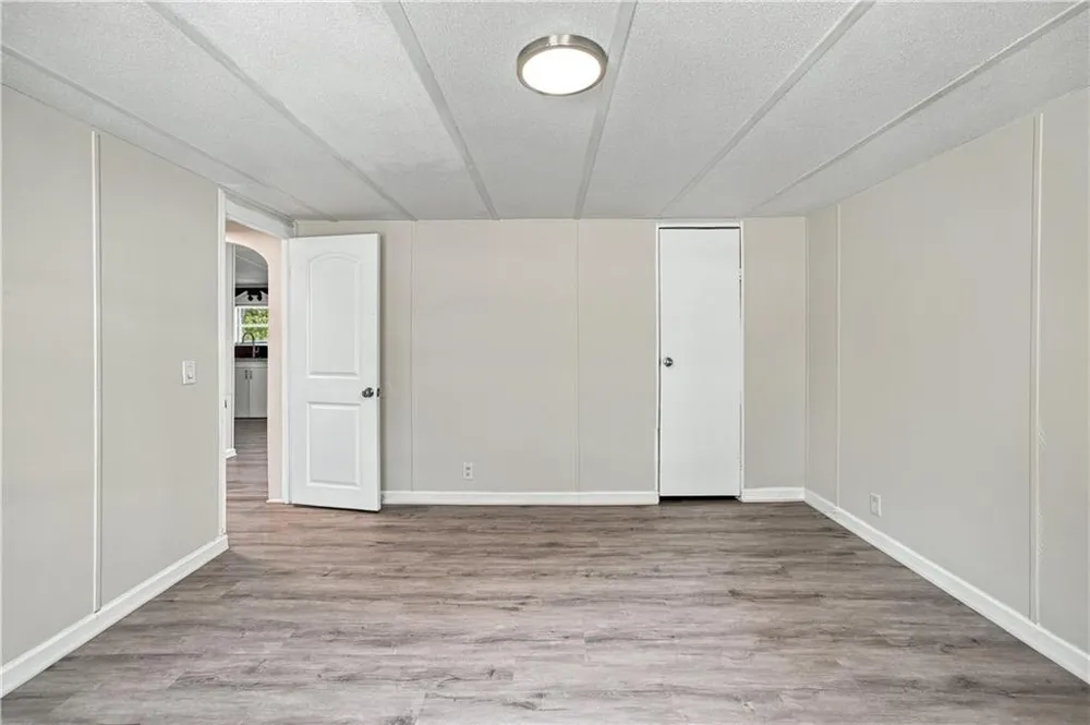 8155 Knight Lane Gainesville, GA 30506