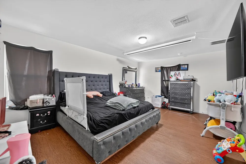 2365 Old Leonard Street Fort Worth, TX 76119