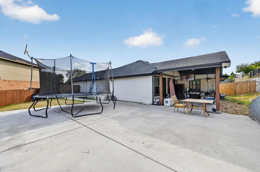 2365 Old Leonard Street Fort Worth, TX 76119