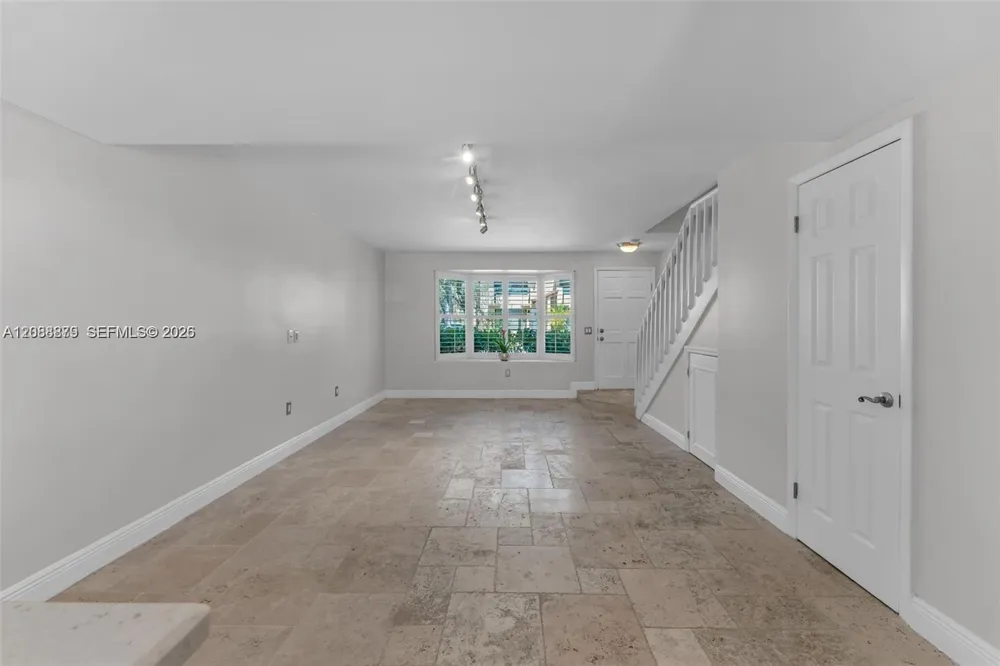 7871 SW 102nd Ln Miami, FL 33156