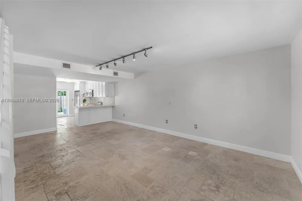7871 SW 102nd Ln Miami, FL 33156