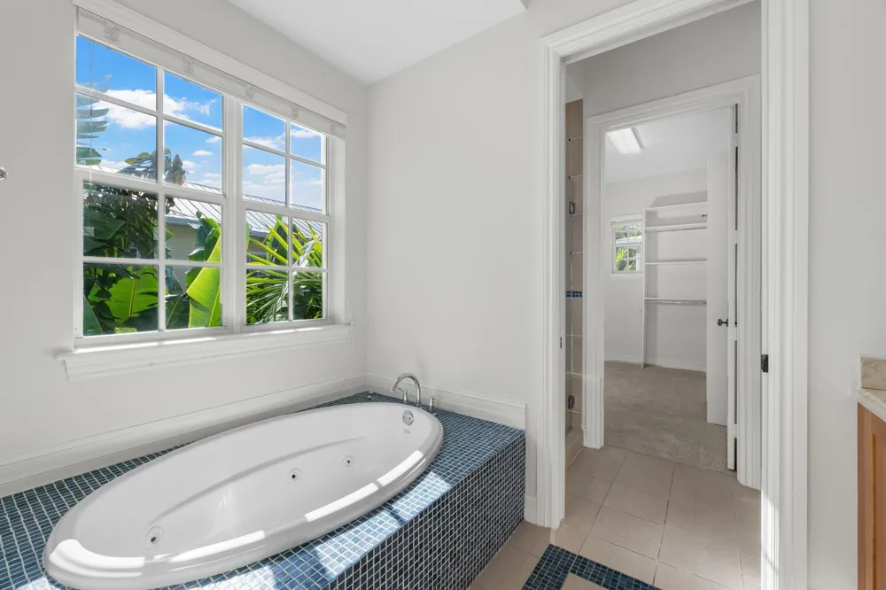 310 Tuxedo Lane West Palm Beach, FL 33401