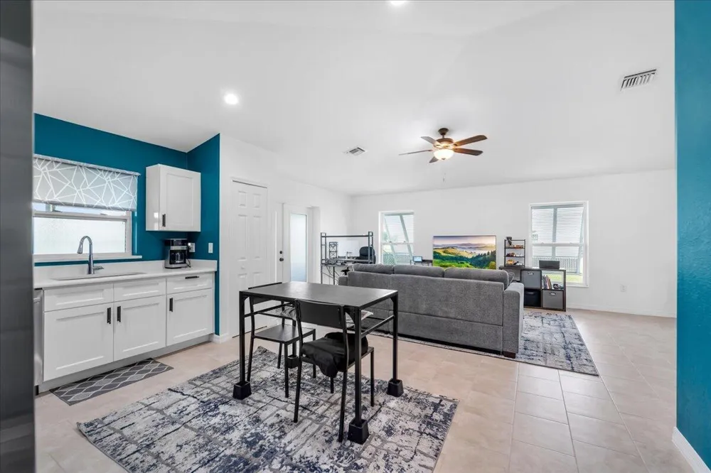 908 RIVERSIDE DRIVE SW Moore Haven, FL 33471