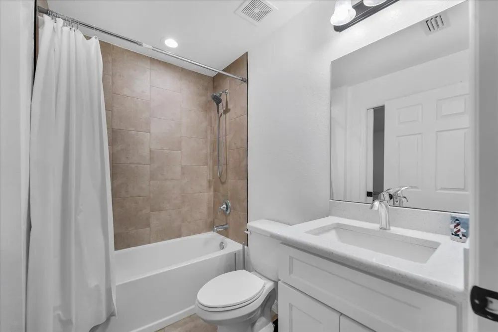 908 RIVERSIDE DRIVE SW Moore Haven, FL 33471