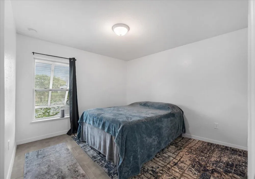 908 RIVERSIDE DRIVE SW Moore Haven, FL 33471