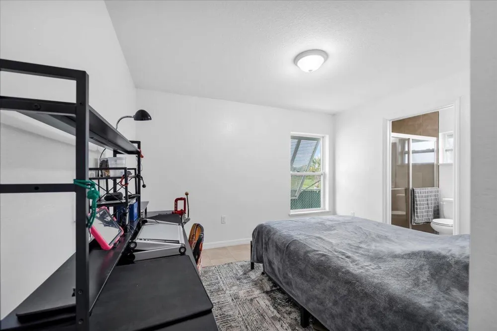 908 RIVERSIDE DRIVE SW Moore Haven, FL 33471