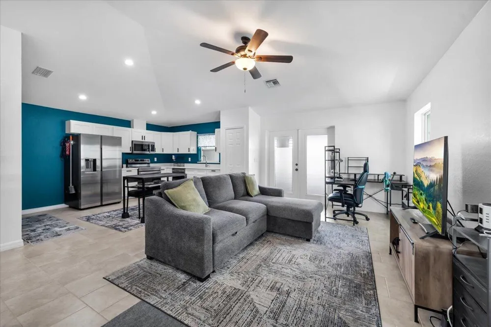 908 RIVERSIDE DRIVE SW Moore Haven, FL 33471