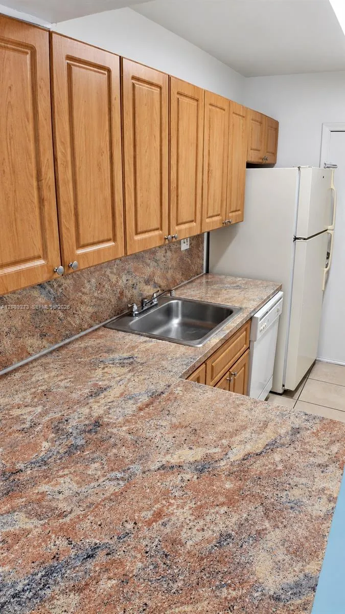 11110 SW 196th St #205 Cutler Bay, FL 33157