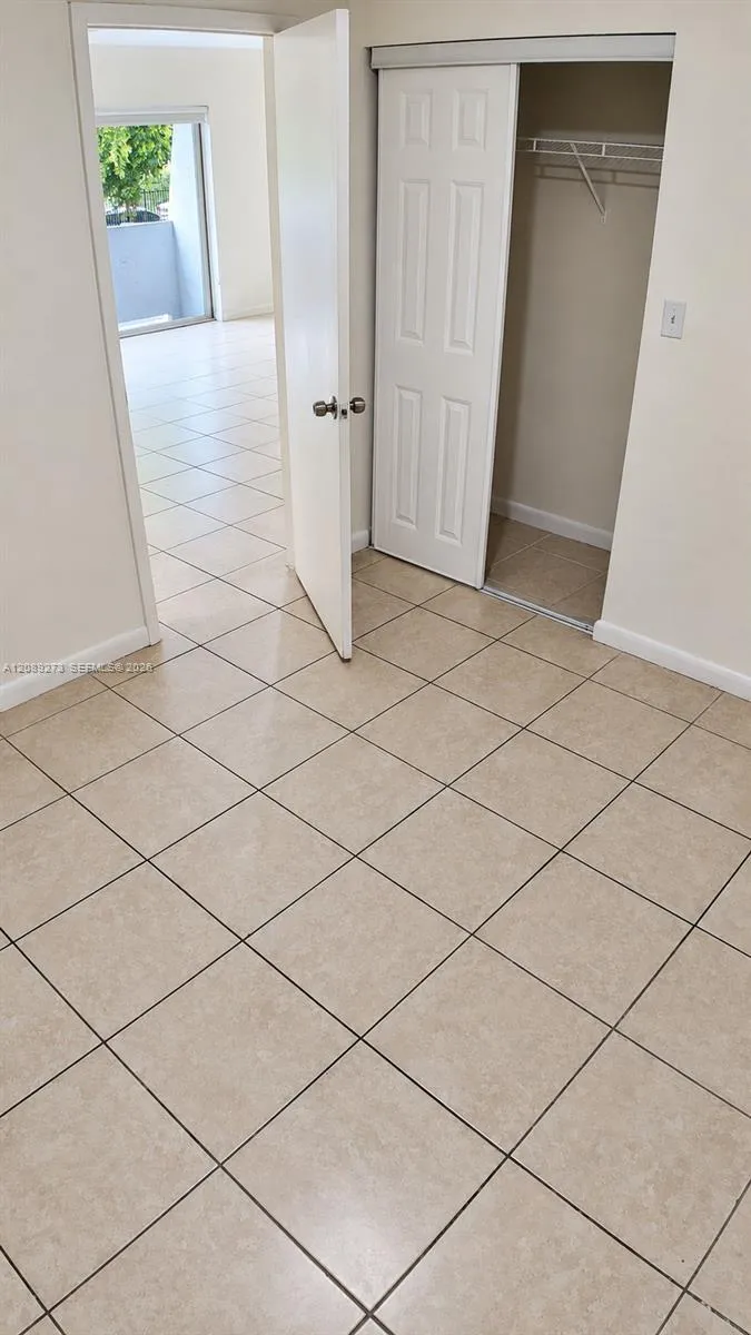 11110 SW 196th St #205 Cutler Bay, FL 33157