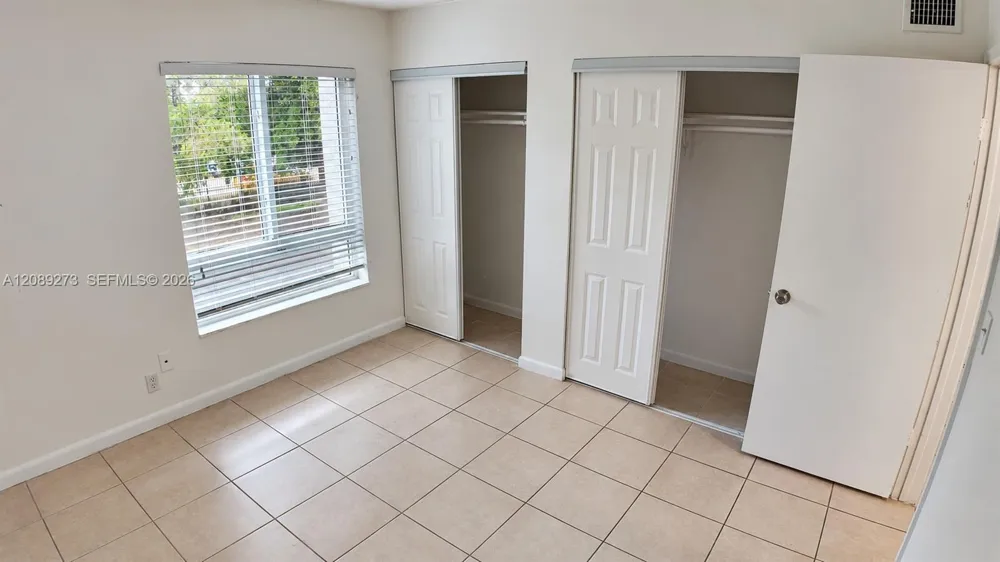 11110 SW 196th St #205 Cutler Bay, FL 33157