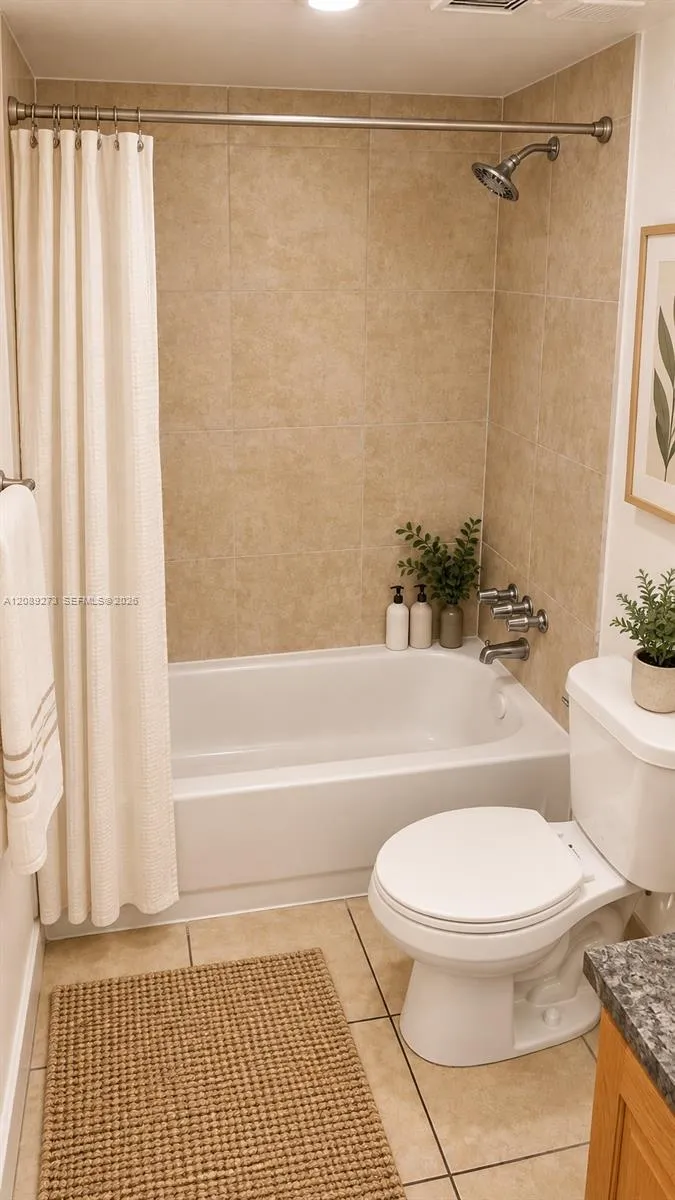11110 SW 196th St #205 Cutler Bay, FL 33157