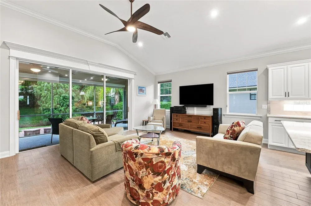 7851 LAKE JAMES BOULEVARD Lakeland, FL 33810