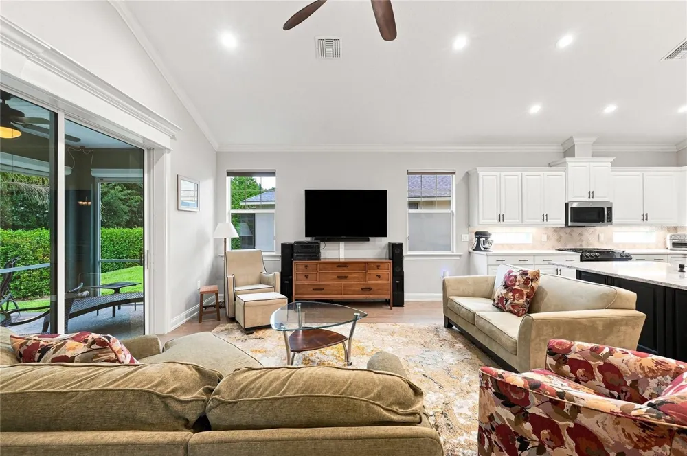 7851 LAKE JAMES BOULEVARD Lakeland, FL 33810