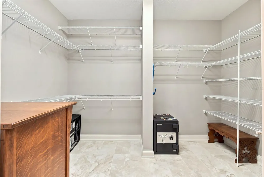 7851 LAKE JAMES BOULEVARD Lakeland, FL 33810