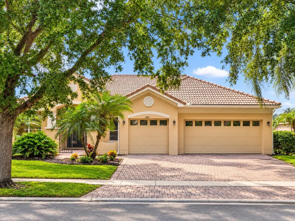 3881 BOWFIN TRAIL Kissimmee, FL 34746