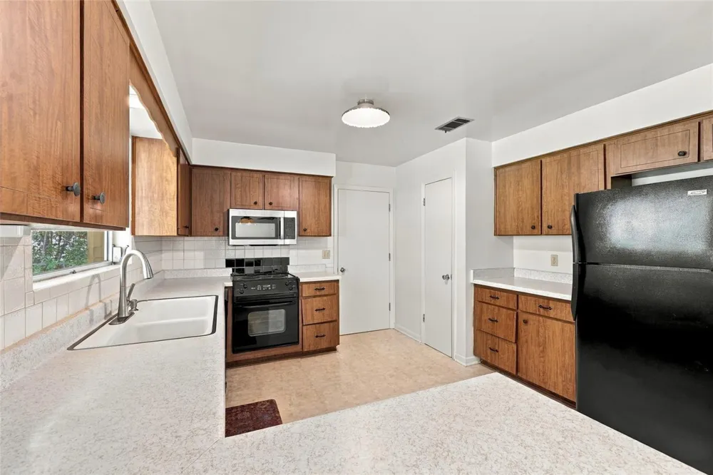2280 NW 21ST PLACE Gainesville, FL 32605