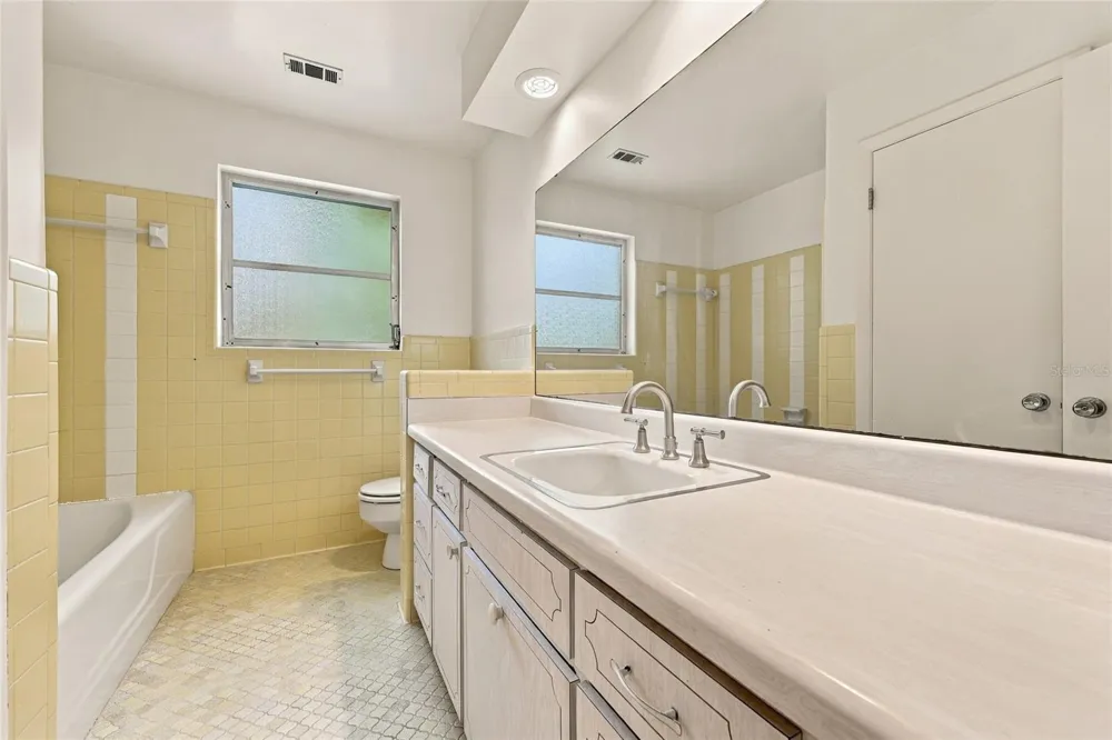 2280 NW 21ST PLACE Gainesville, FL 32605