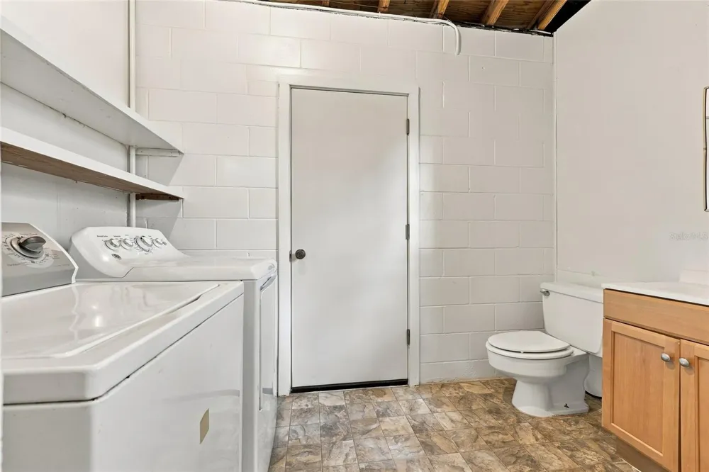 2280 NW 21ST PLACE Gainesville, FL 32605