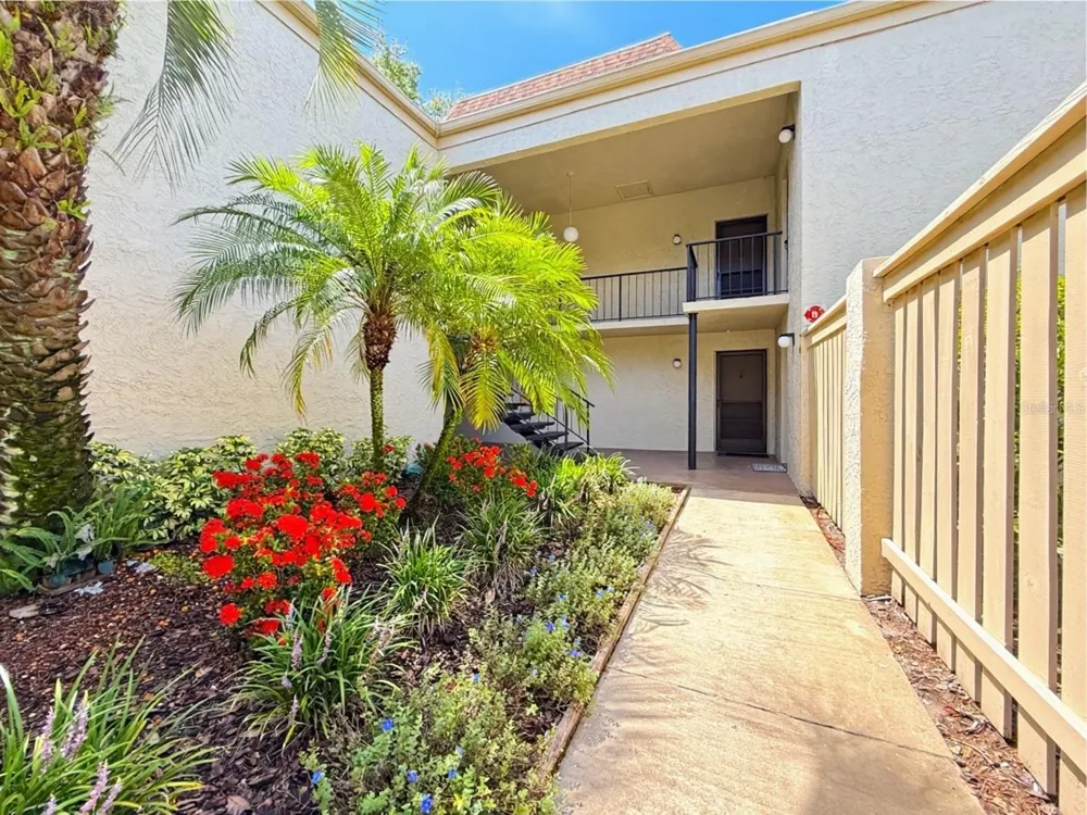 3284 S SEMORAN BOULEVARD #11 Orlando, FL 32822