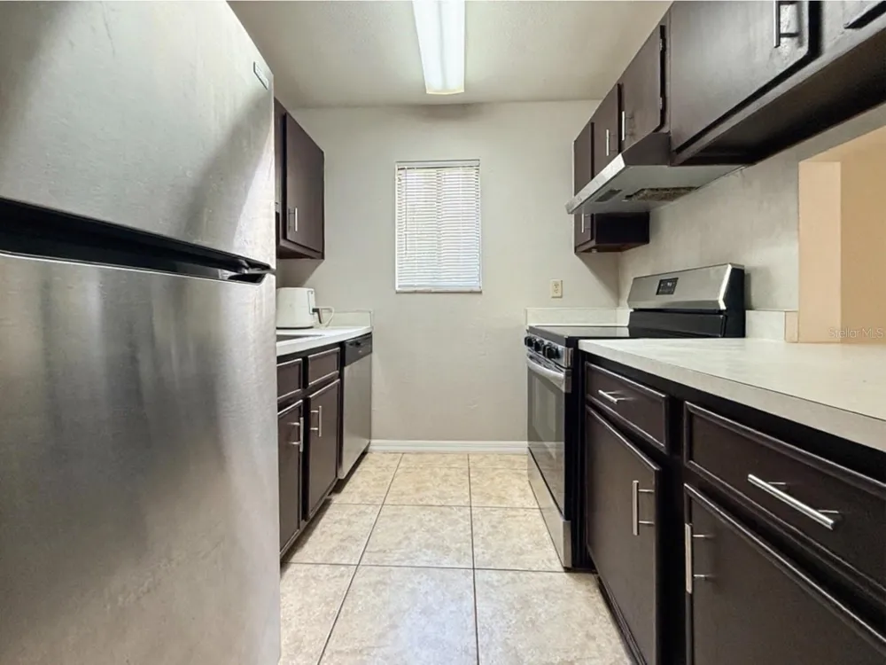 3284 S SEMORAN BOULEVARD #11 Orlando, FL 32822