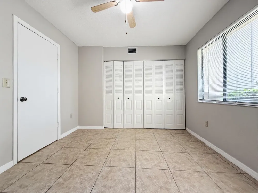 3284 S SEMORAN BOULEVARD #11 Orlando, FL 32822