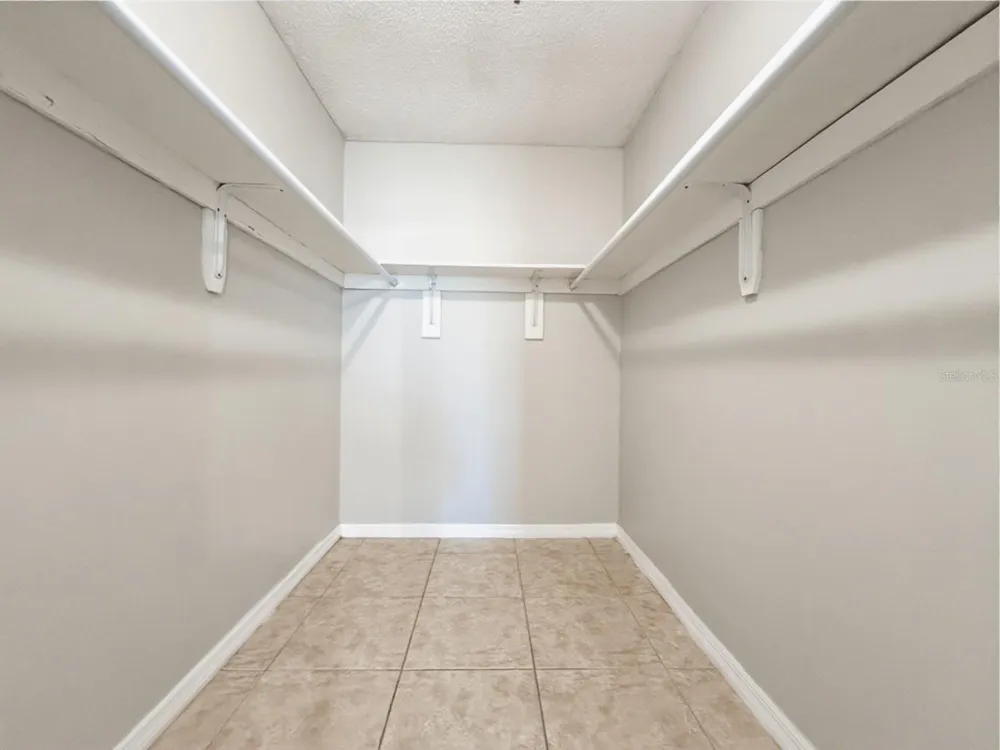 3284 S SEMORAN BOULEVARD #11 Orlando, FL 32822