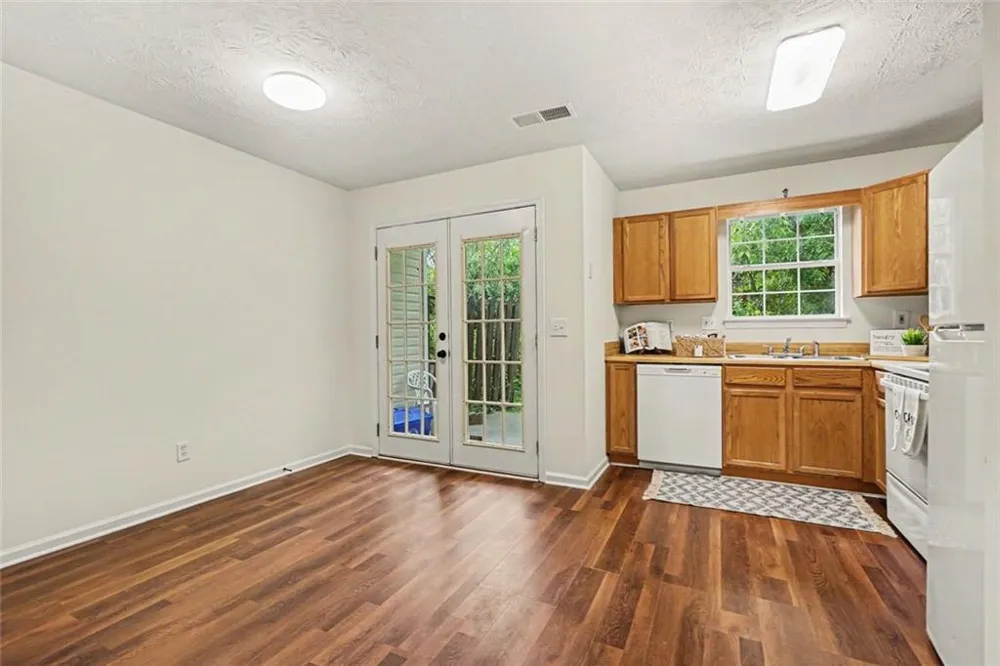 5955 Sherwood Trace Lithonia, GA 30038