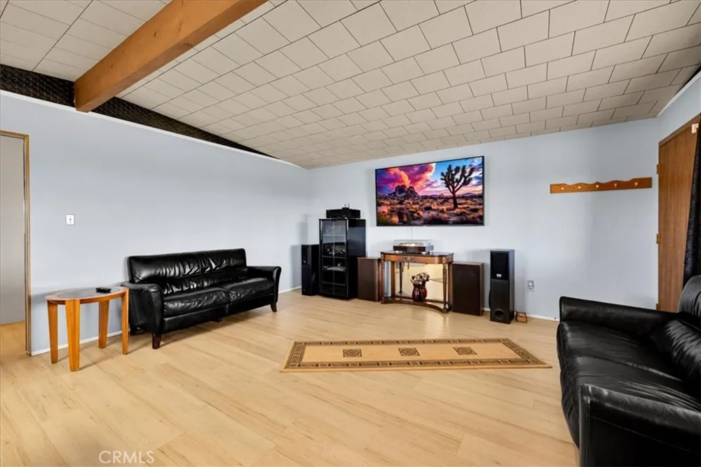 5566 Oleta Landers, CA 92285