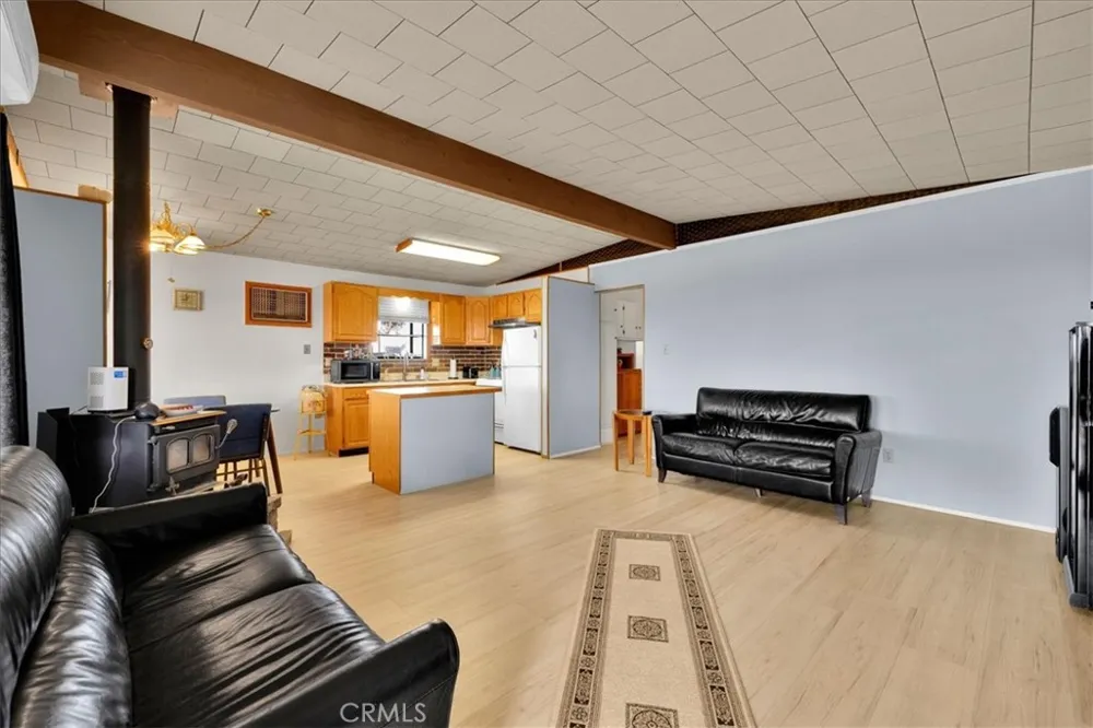5566 Oleta Landers, CA 92285