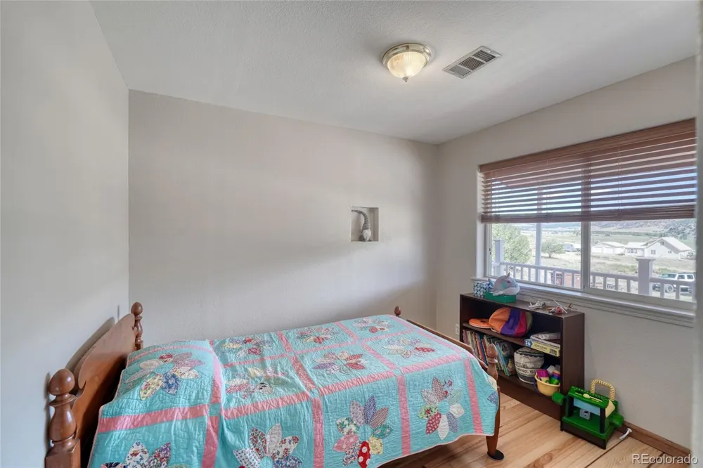 128 Pine Edge Drive Coaldale, CO 81222