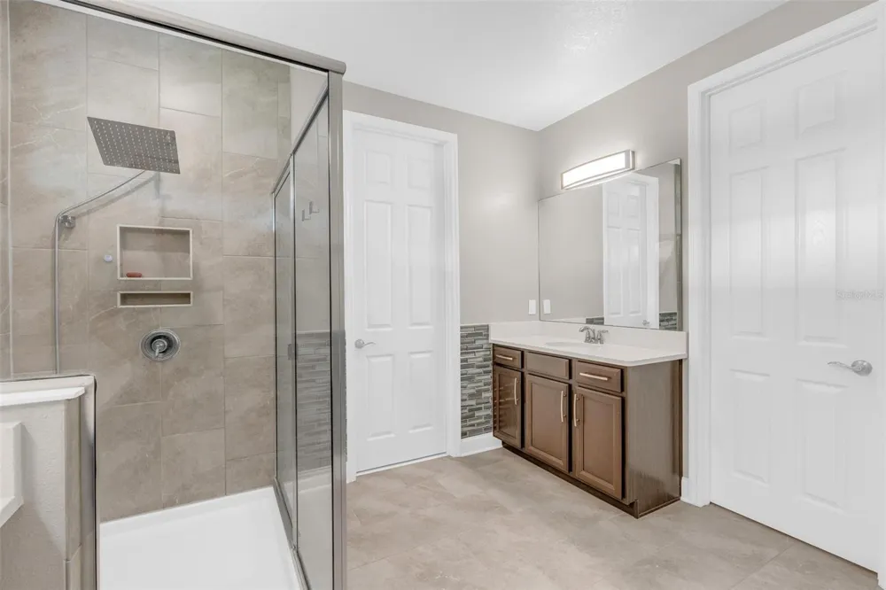 2415 SANTA VISTA LOOP Apopka, FL 32703