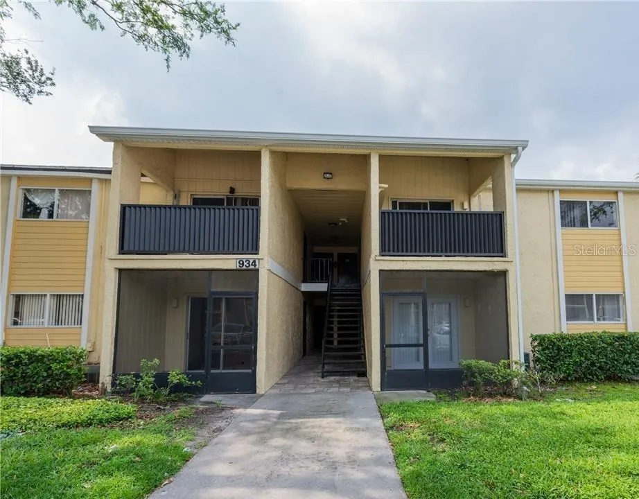 934 LAKE DESTINY ROAD #D Altamonte Springs, FL 32714