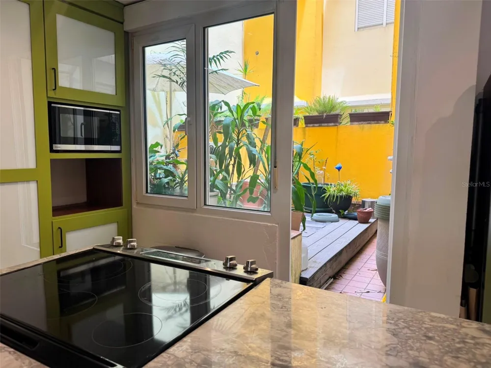 307 Recinto Sur SOLARIA CONDOMINIUM, OLD SAN JUAN #102 San Juan, PR 00901