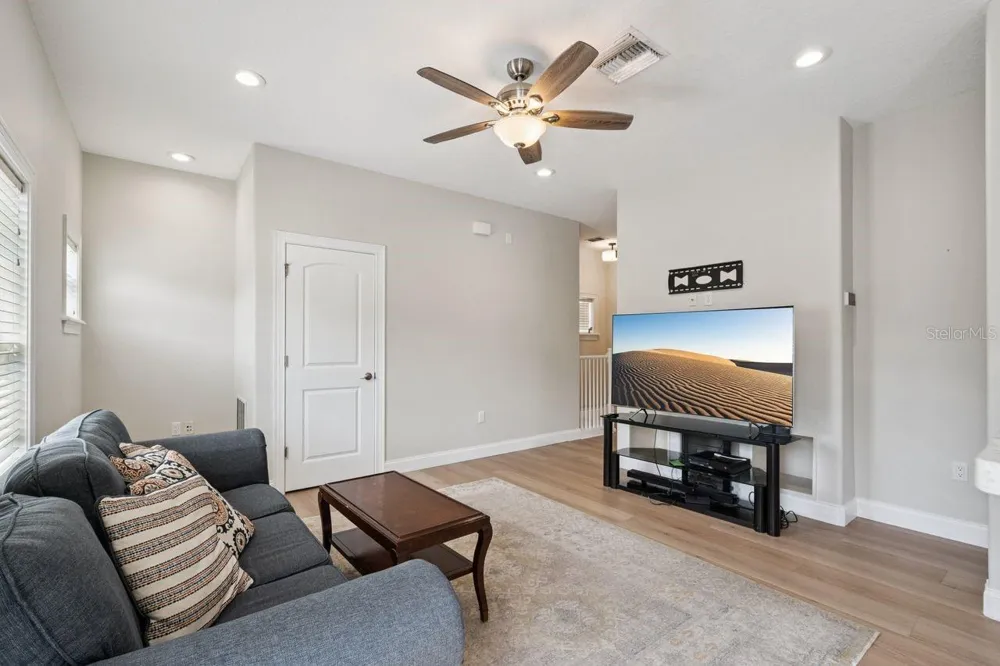 3351 SCHOOLHOUSE ROAD Harmony, FL 34773