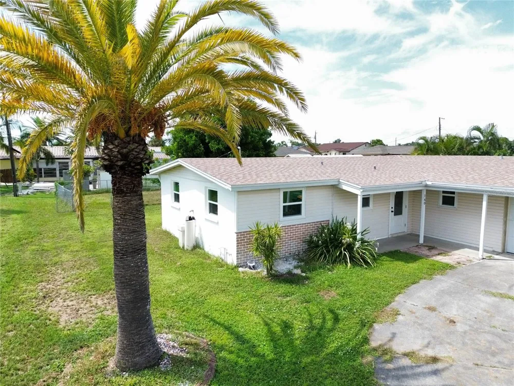 160 FRANCIS DRIVE NE Port Charlotte, FL 33952